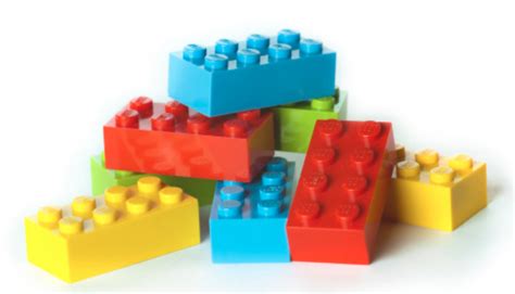 Illustration de bijoux imprimés en 3D avec des briques LEGO.