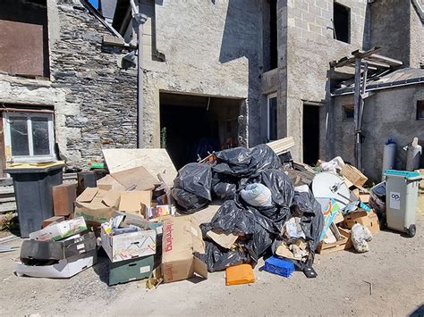 Schéma illustrant le processus de débarras de maison