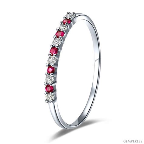 Photographie détaillée de la bague 