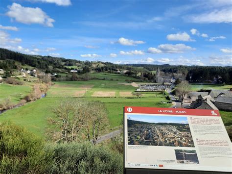 Vue aérienne du site archéologique de Javols, Lozère, France