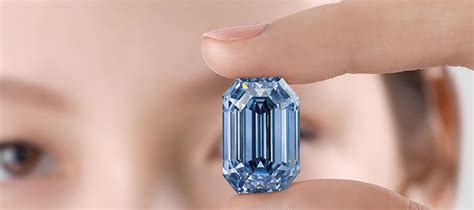 Le diamant Oppenheimer Blue, exemple de pierre précieuse d'une valeur inestimable