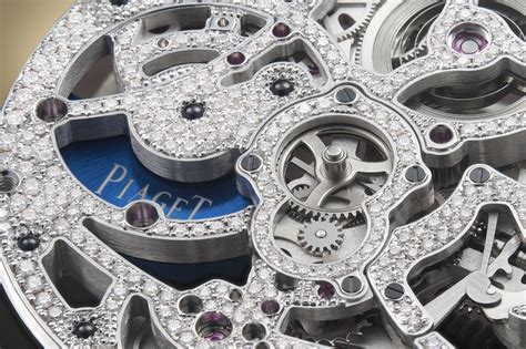 Macro-photographie d'une pièce de joaillerie Piaget 