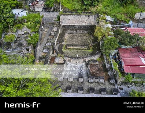 Ruines du théâtre de Saint-Pierre