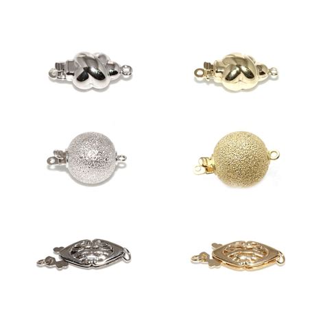 Divers types de fermoirs pour bracelets en perles.