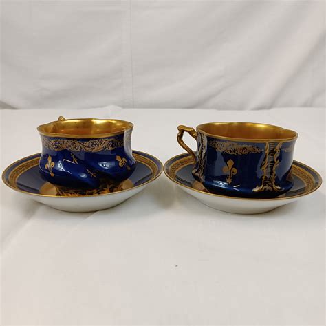 Diversité des styles de tasses à vin anciennes