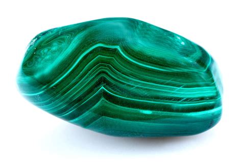 Exemples de bijoux et objets décoratifs en malachite