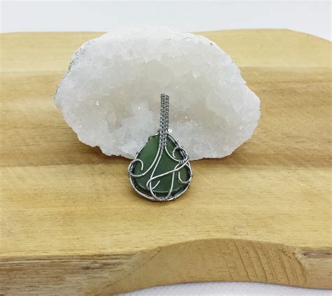 Illustration d'un pendentif ange en jade néphrite