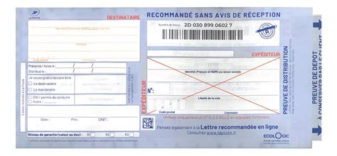 Colis de bijoux envoyé par courrier recommandé avec signature.