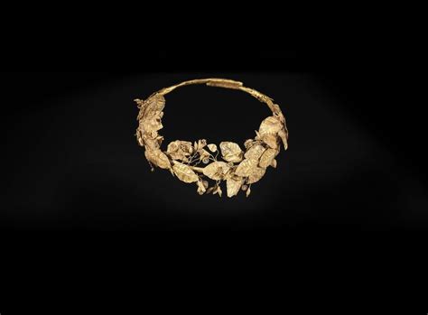 Schéma d'une couronne hellénistique en or