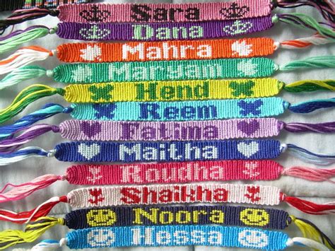 Bracelet brésilien personnalisé avec des clous de customisation carrés