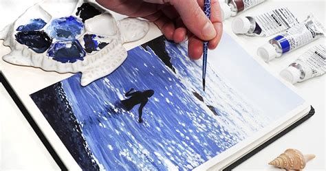 Illustration détaillée d'un bijou à la gouache, montrant la précision des couleurs et des reflets.