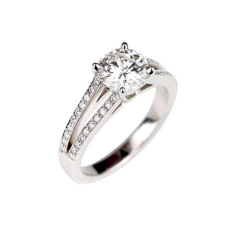 Illustration d'une bague solitaire diamant avec un diamant de taille brillante