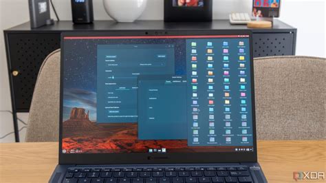 Infographie expliquant les différentes raisons pour lesquelles une pierre naturelle peut changer de couleur, incluant l'exposition au soleil, l'oxydation et les réactions chimiques.