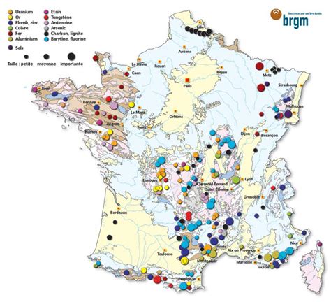 Carte de la France mettant en évidence les régions riches en minéraux et anciennes mines.