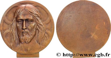 Schéma des différentes représentations du Christ sur les médailles religieuses