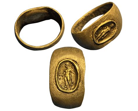 Illustration d'une bague gallo-romaine avec décoration de palmier