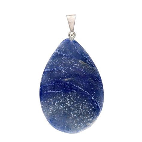 Collection de bijoux en quartz bleu roulé.