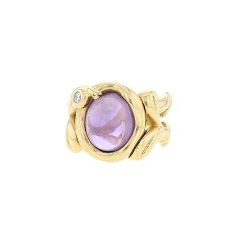 Une sélection de bagues Dior vintage
