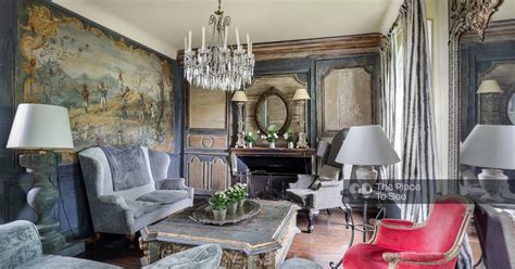 Intérieur du Poinçon avec sa décoration chaleureuse et chinée