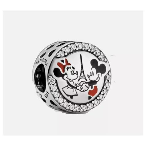 Ensemble de charms Pandora représentant Mickey, Minnie et leurs amis