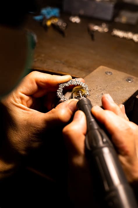 Illustration de bijoux artisanaux de haute qualité