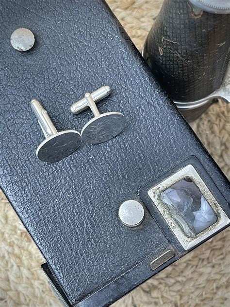 Collection de boutons de manchette en argent massif et vermeil de la Maison Aubry-Cadoret