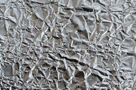 Schéma illustrant la texture d'une bague froissée en argent