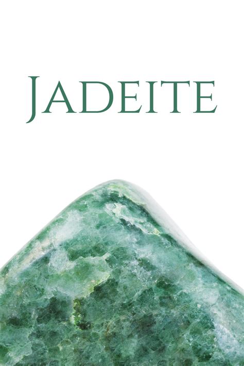 Infographie comparant la jadéite et la néphrite, mettant en évidence leurs couleurs, textures et valeurs relatives.