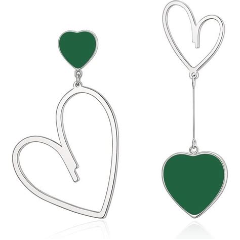 Diverses formes d'anneaux fermés pour boucles d'oreilles : cœur, goutte, carré