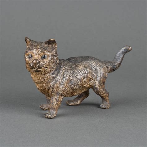 Illustrations de divers bronzes de Vienne, montrant leur variété de tailles et de styles.
