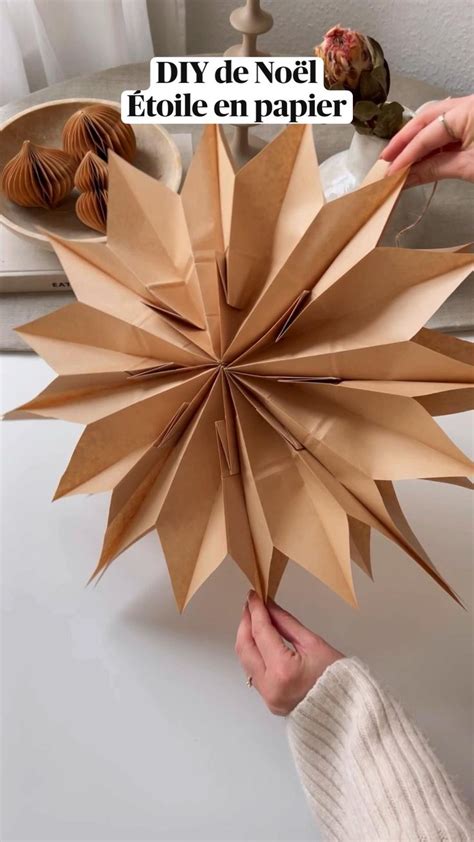 Étoile en papier décorative
