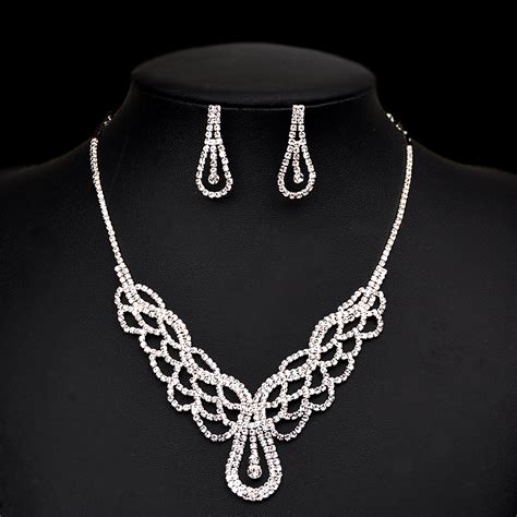 Ensemble de bijoux celtiques en argent pour femme : collier, bracelet et boucles d'oreilles