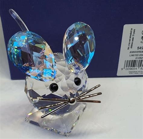 Première figurine Swarovski : la souris en cristal