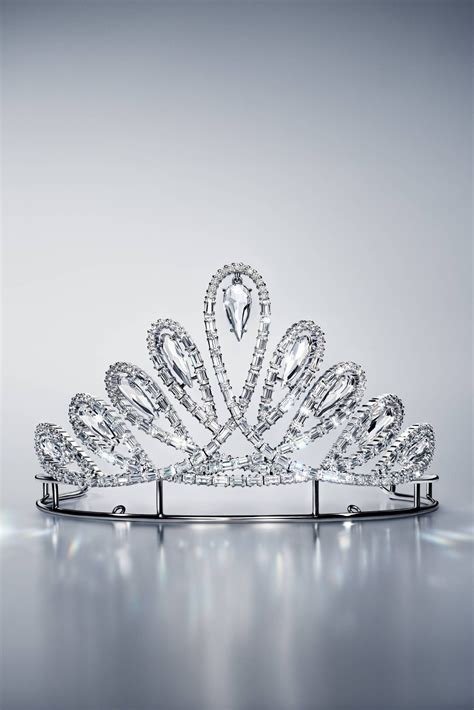La Tiare Swarovski lors du Bal de l'Opéra de Vienne