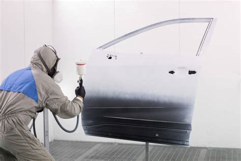 Flacon de peinture automobile VerniciSpray pour Peugeot Expert.