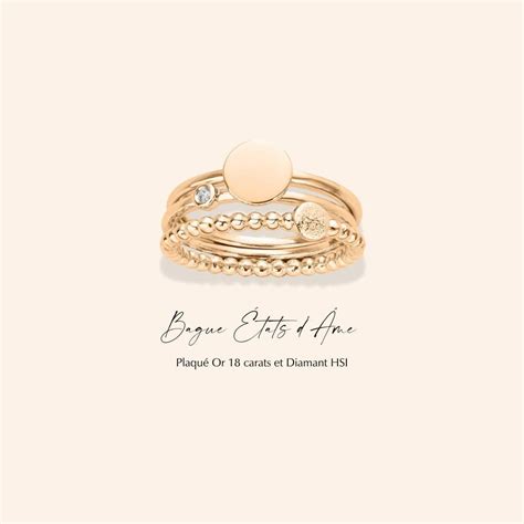 Composition de trois anneaux interchangeables d'une bague de la collection 