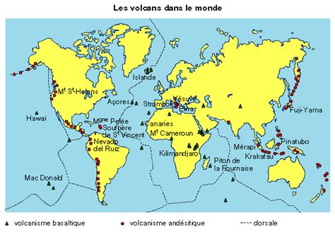 Carte de l'Arménie avec indication des zones volcaniques et des sites d'extraction de pierres précieuses
