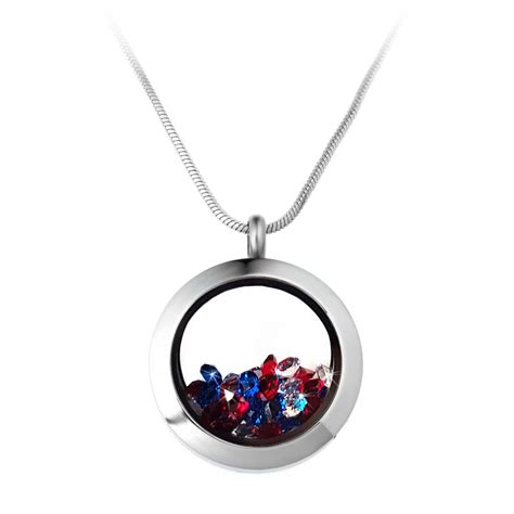 Illustration stylisée d'un collier attrape-rêves Swarovski avec des cristaux scintillants