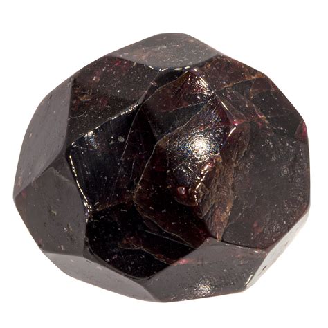 Photographie d'un cristal de grenat almandin avec une structure octaédrique.