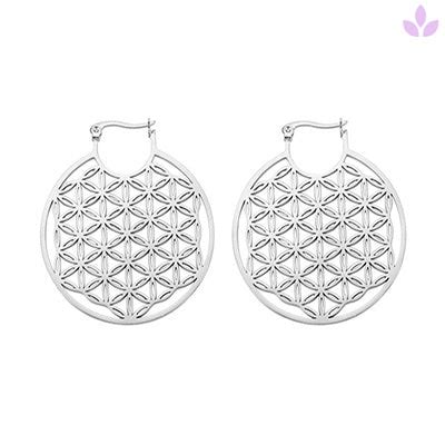 Illustrations de bagues Fleur de vie en argent et de créoles fleur de vie en laiton.