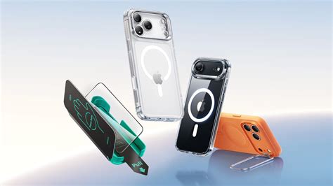 Illustration de différentes coques Swarovski pour iPhone 14 Pro, mettant en avant les finitions argentées et noires avec des cristaux.