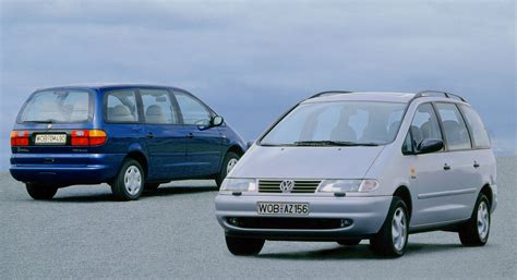 Photo d'un Volkswagen Sharan Carat en extérieur