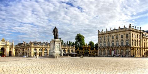 Détail d'une grille de la Place Stanislas avec les ornements dorés