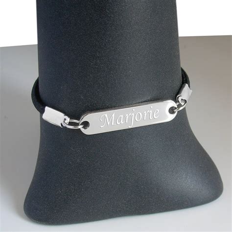 photo d'un bracelet avec une gravure personnalisée