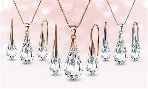 Collection de bijoux artisanaux ornés de cristaux Swarovski