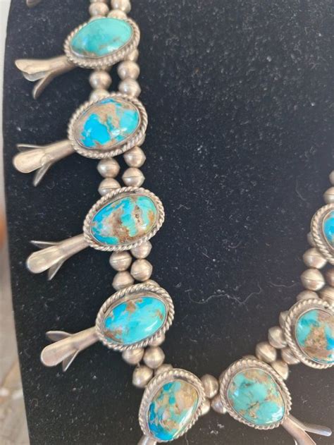 Photographie d'un collier Navajo