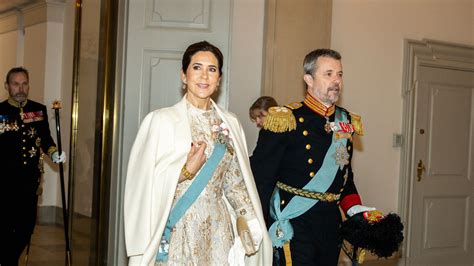 La reine Mary de Danemark lors d'un dîner d'État en Lituanie