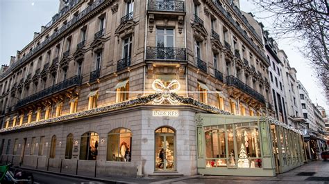 Photo de la façade d'une des boutiques Maison Péridot à Paris