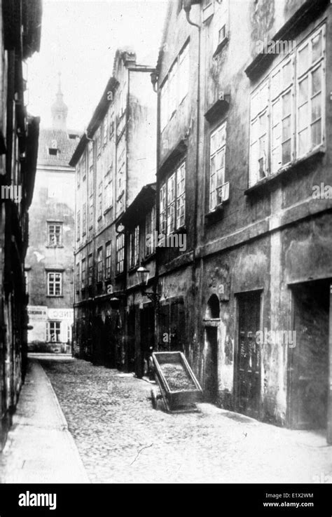 Gravure ancienne représentant le ghetto juif de Prague.