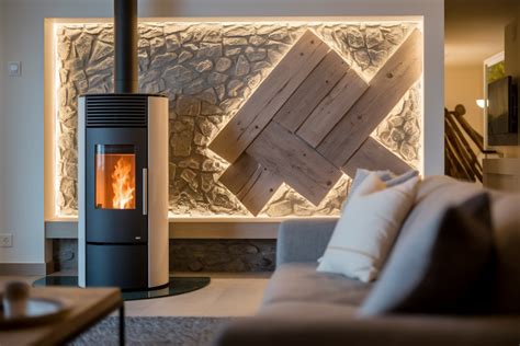 Schéma comparatif des différentes finitions possibles pour un poêle Stûv (cadre, habillage pierre, meuble intégré).